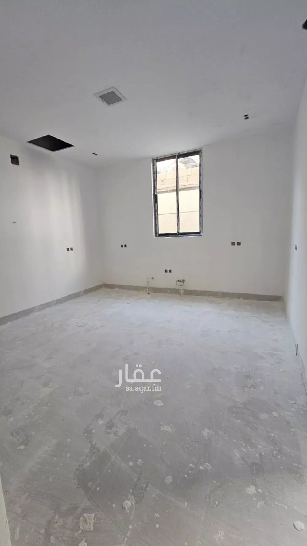 4 bedroom villa in Al Yarmouk 9
