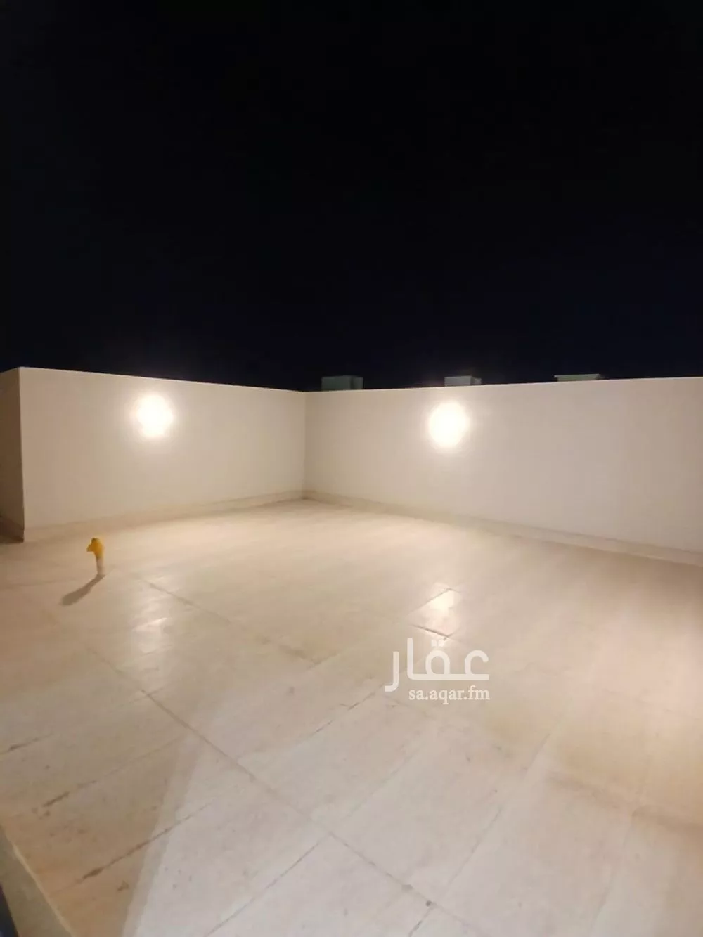 فيلا 6 غرف في الشرق 7