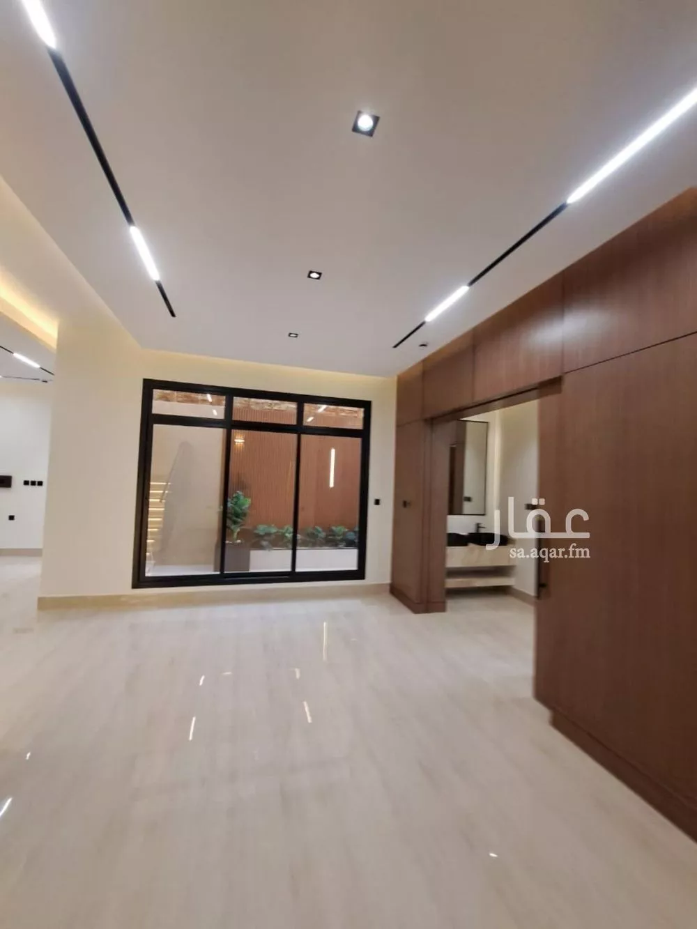 5 bedroom villa in Al Narjis 4