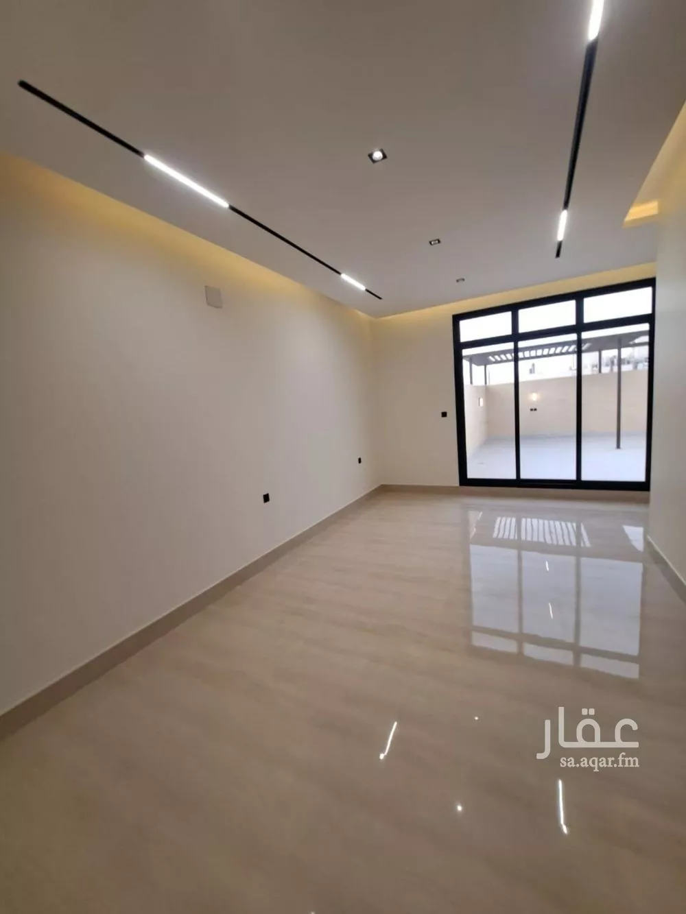 5 bedroom villa in Al Narjis 5