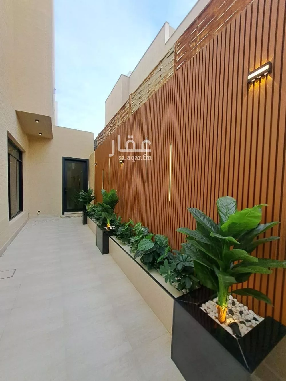 5 bedroom villa in Al Narjis 9