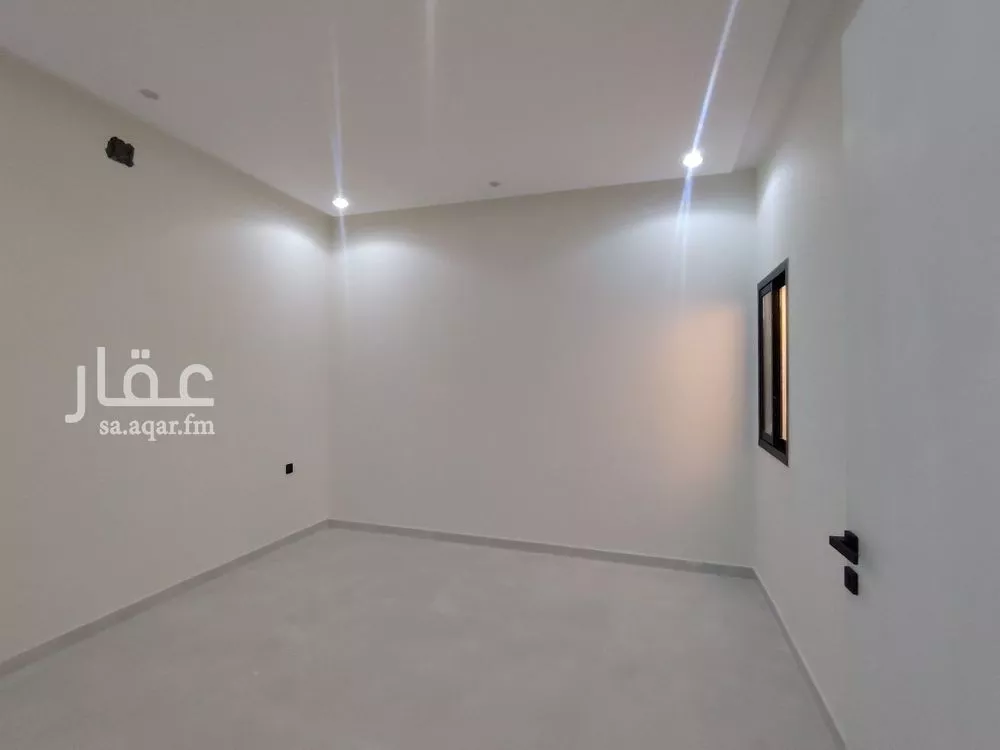 5 bedroom villa in Al Uraija Al Gharbiyah 10