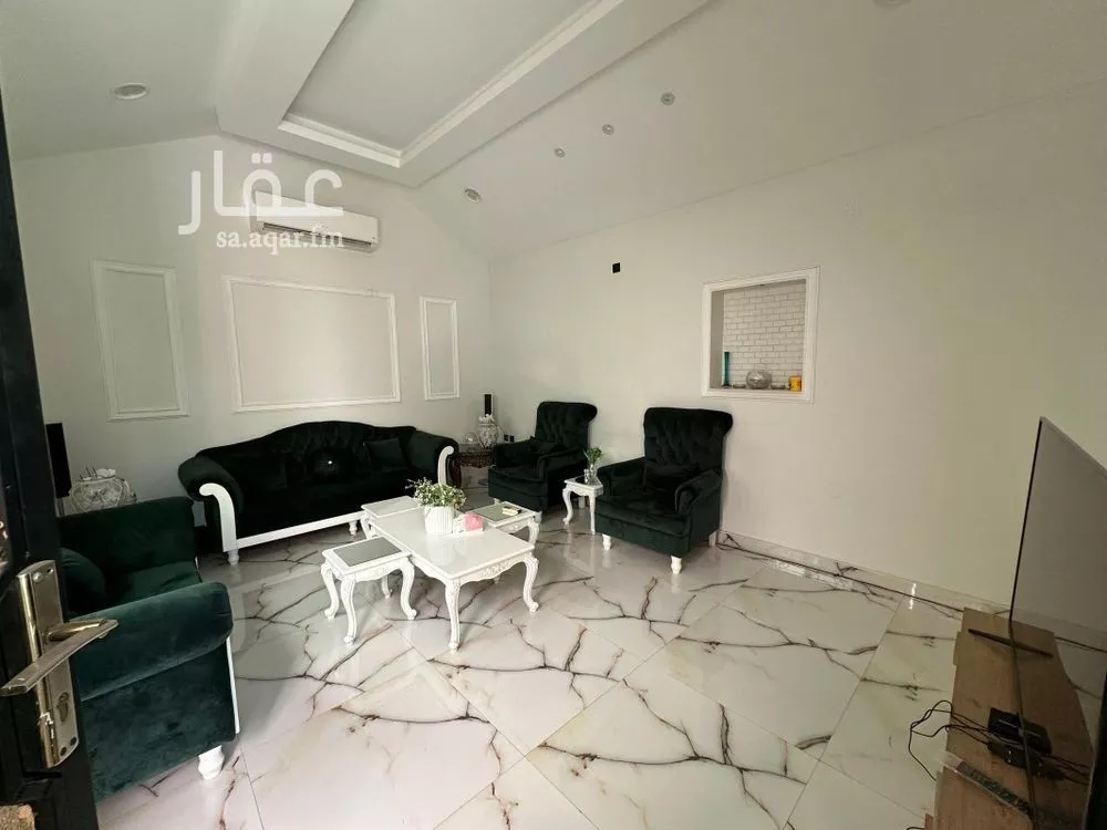 15 bedroom villa in Al Hazm 8
