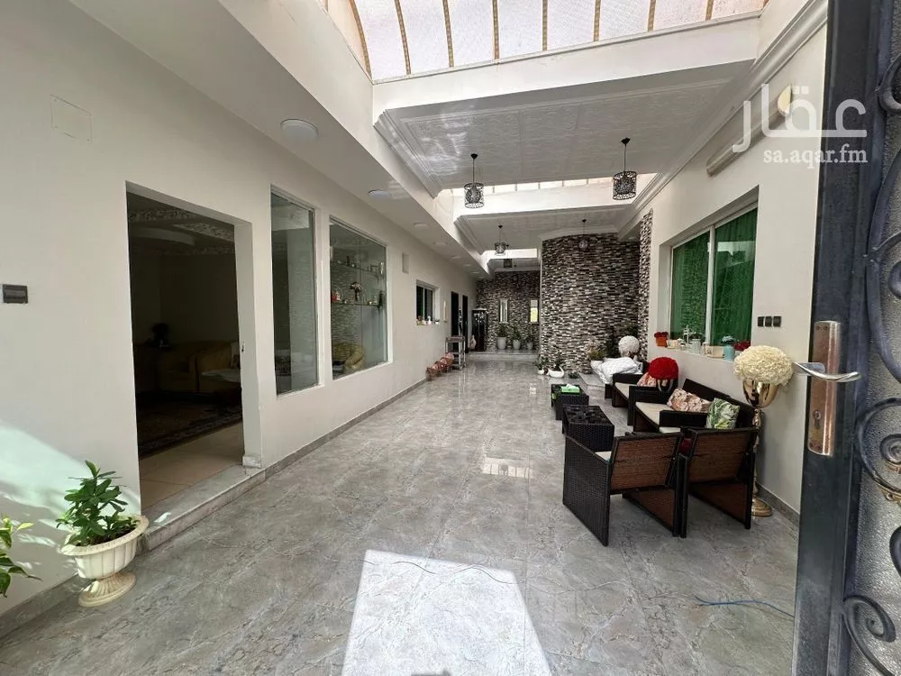 15 bedroom villa in Al Hazm 10