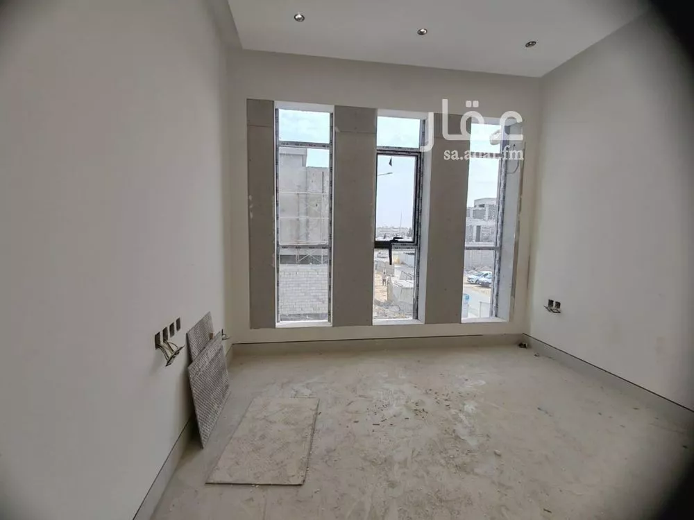 5 bedroom villa in Al Aridh 12
