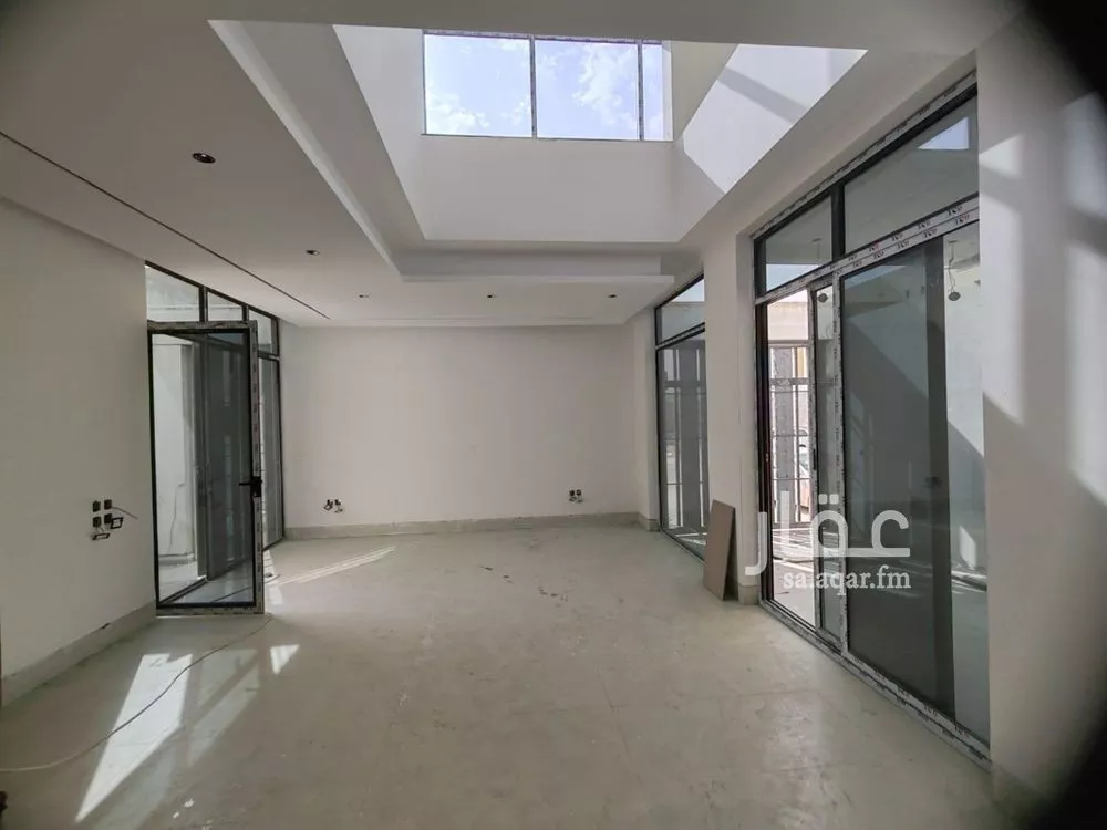 5 bedroom villa in Al Aridh 6