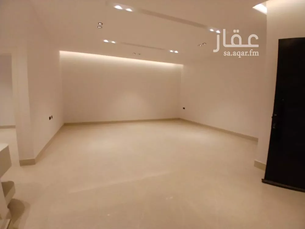فيلا 4 غرف في الجنادرية 4