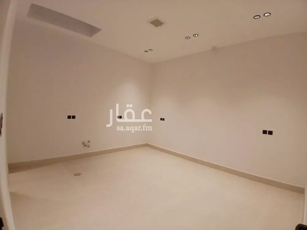 فيلا 4 غرف في الجنادرية 6