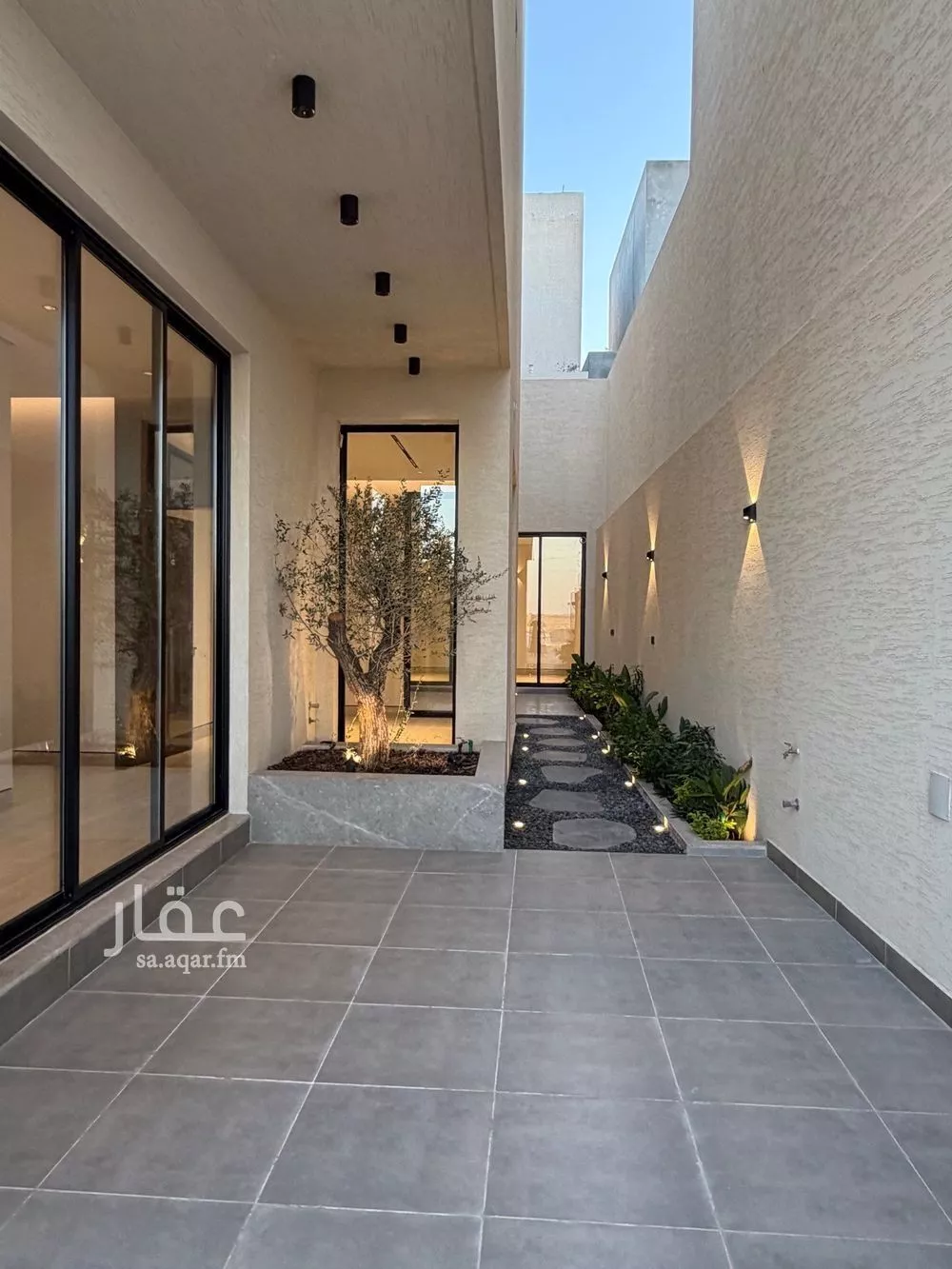 6 bedroom villa in Al Mahdiyyah 5