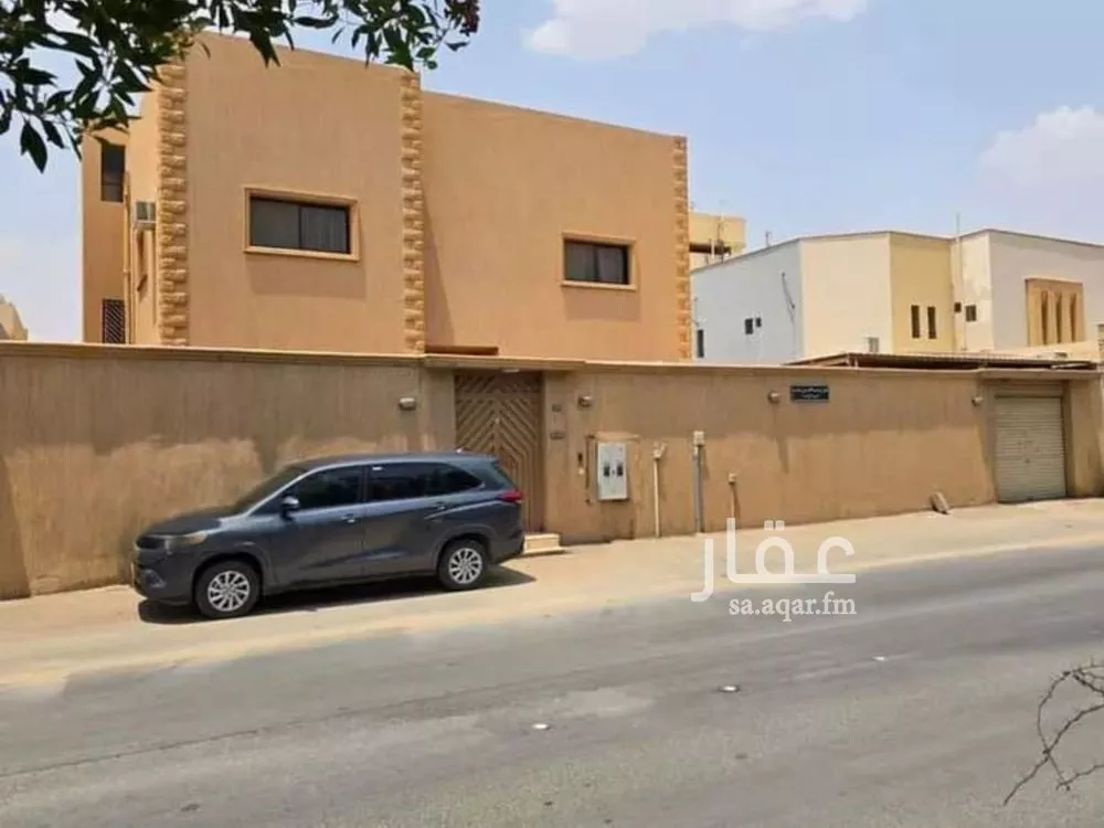 فيلا 9 غرف في الروضة 3