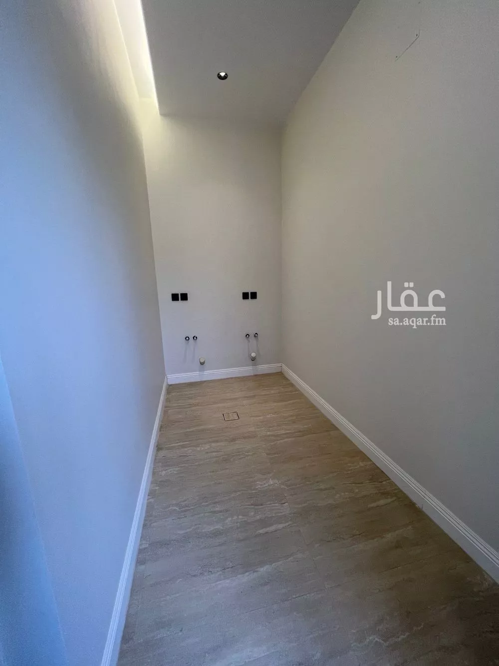 فيلا 4 غرف في النرجس 11