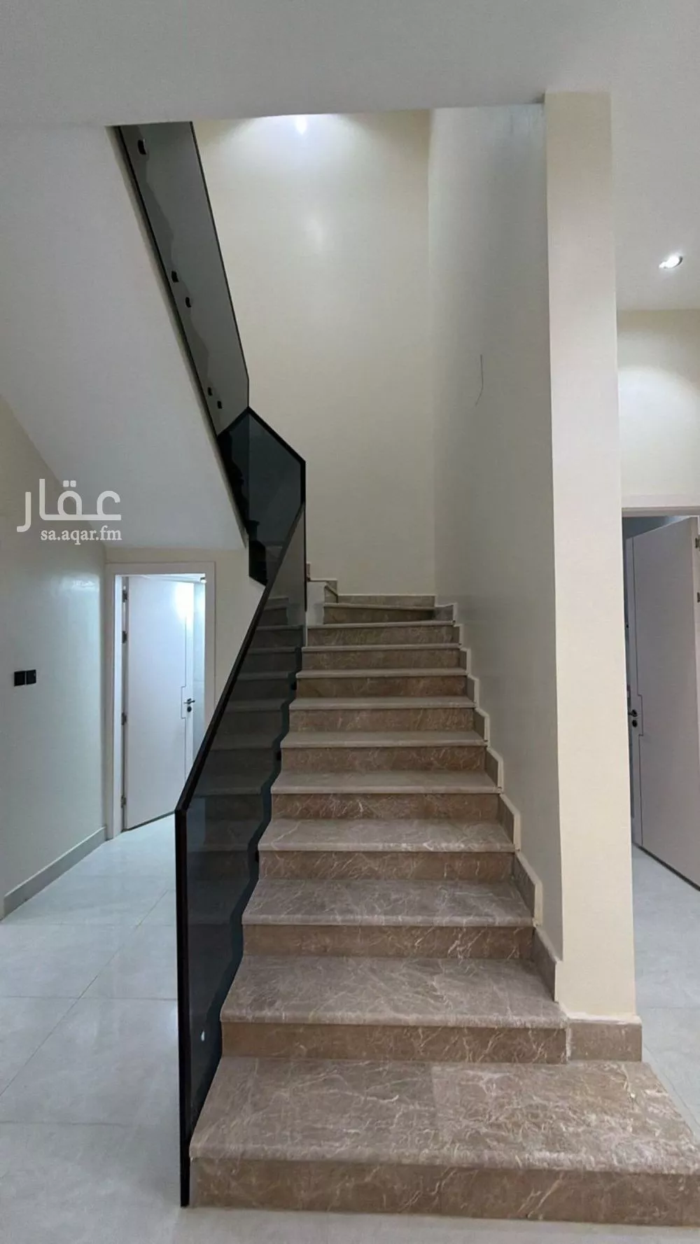 فيلا 4 غرف في الرمال 15