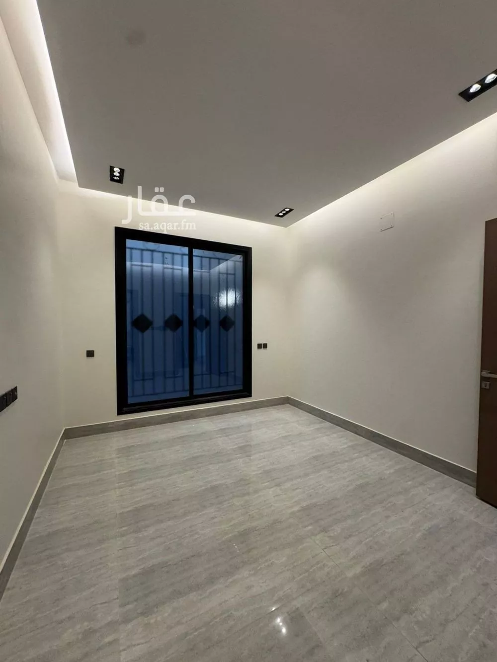 7 bedroom villa in Al Rimal 15