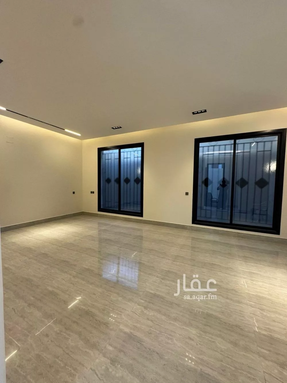 7 bedroom villa in Al Rimal 10