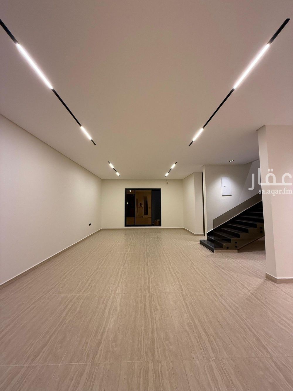 4 bedroom villa in As Suwaidi Al Gharabi, Riyadh 5