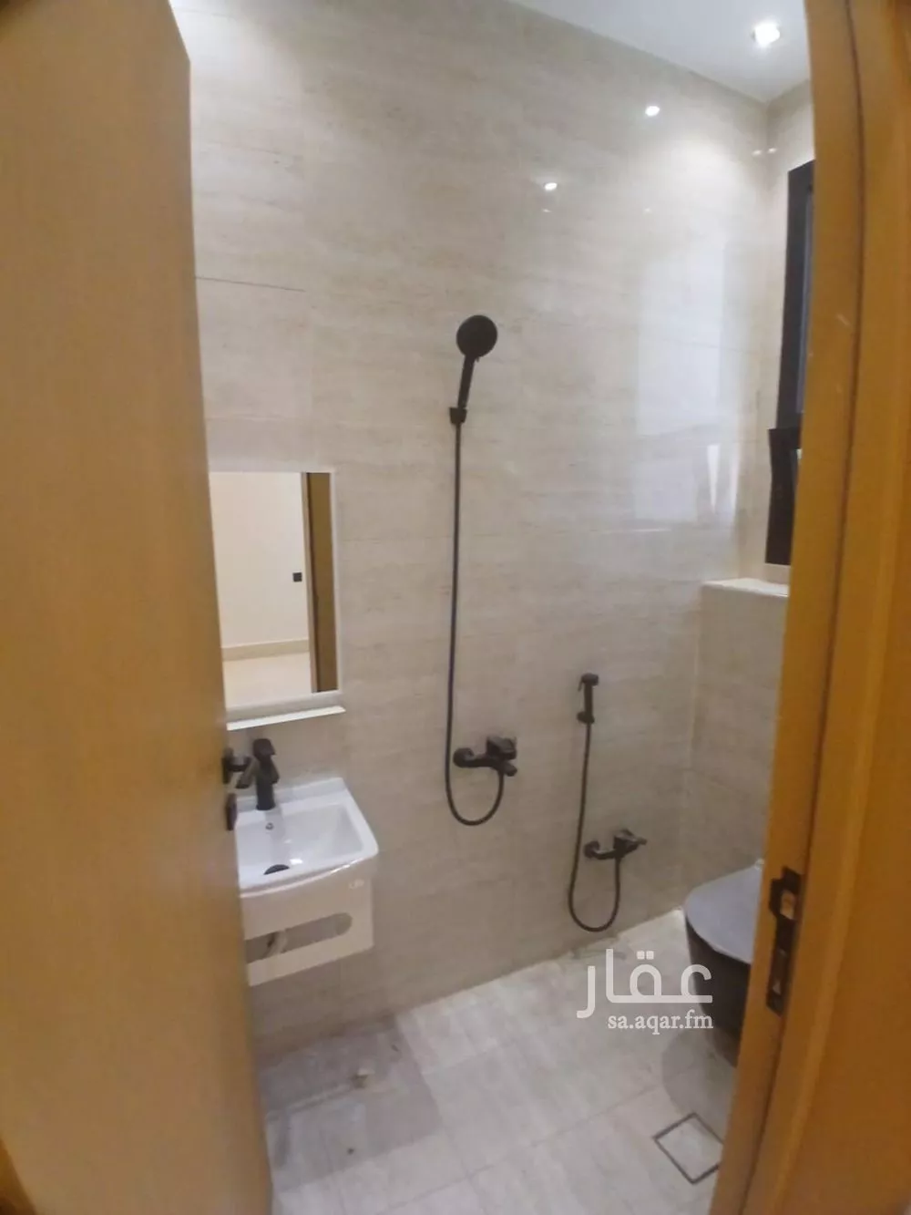 6 bedroom villa in Tuwaiq 9