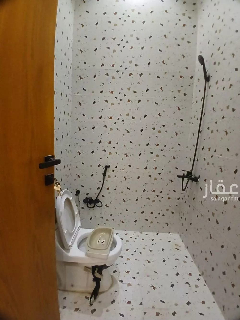 فيلا 5 غرف في عكاظ 14