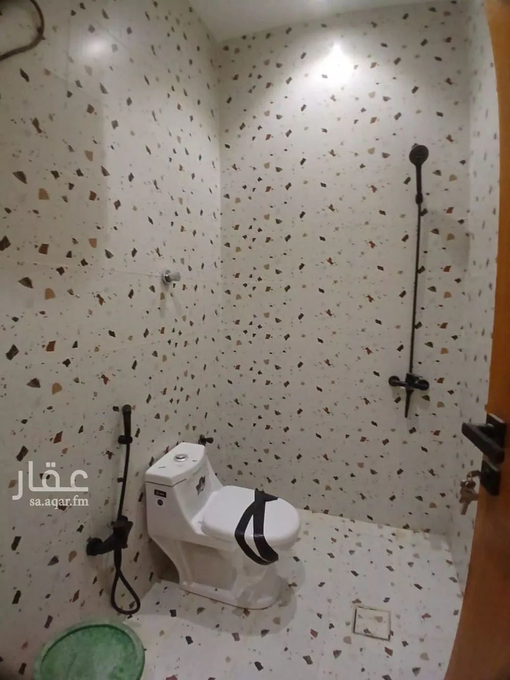 فيلا 5 غرف في عكاظ 27