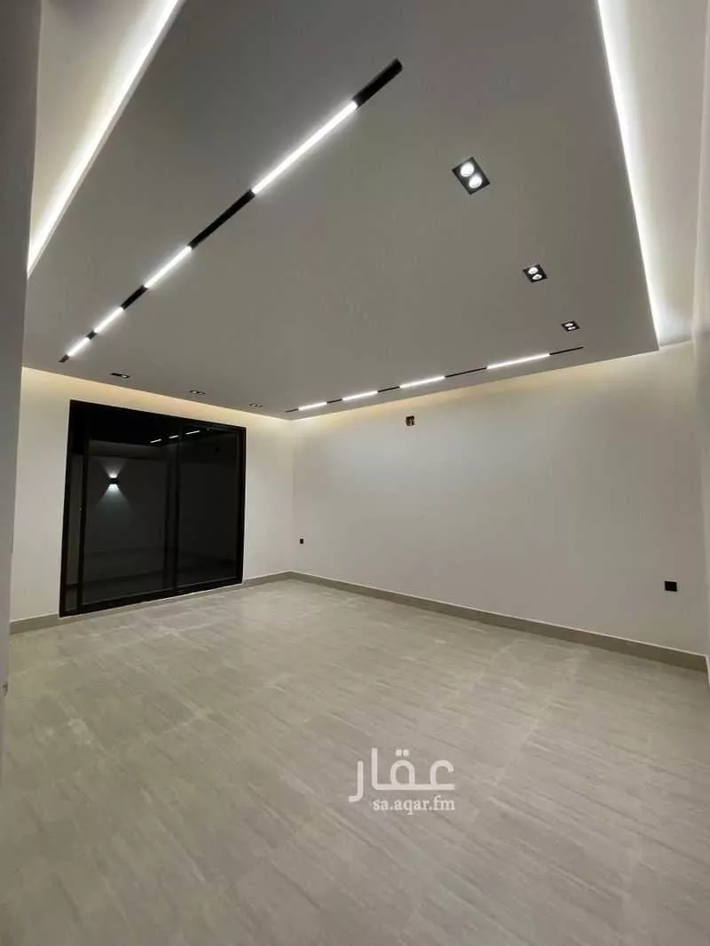 5 bedroom villa in Ash Sharq 12