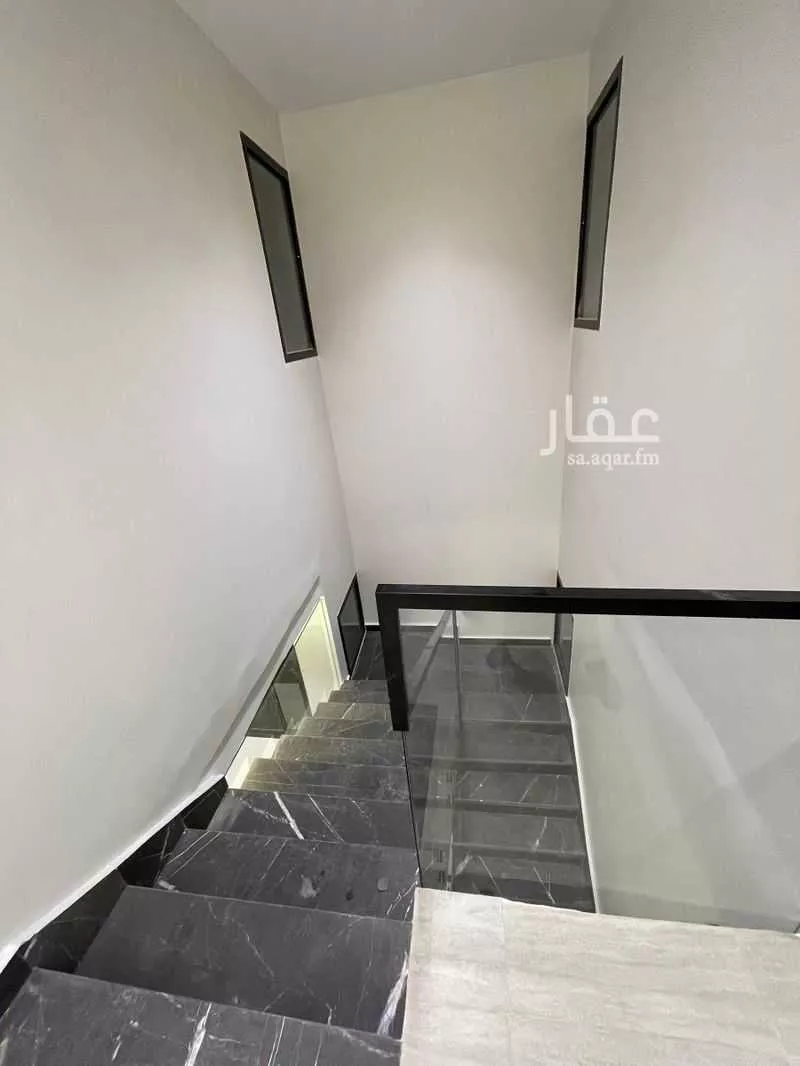 5 bedroom villa in Ash Sharq 6