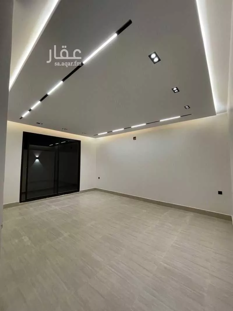 5 bedroom villa in Ash Sharq 8
