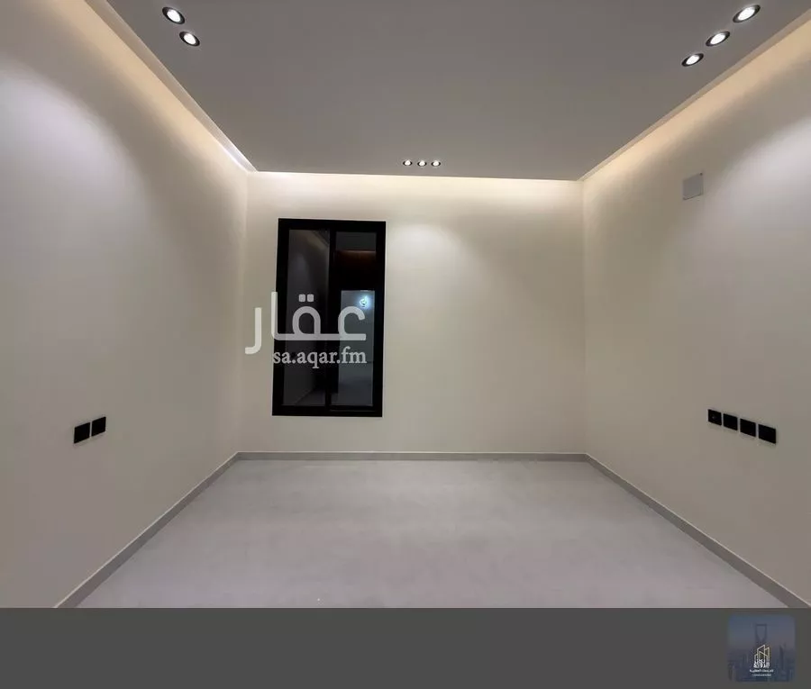 7 bedroom duplex in Al Janadriyah 12