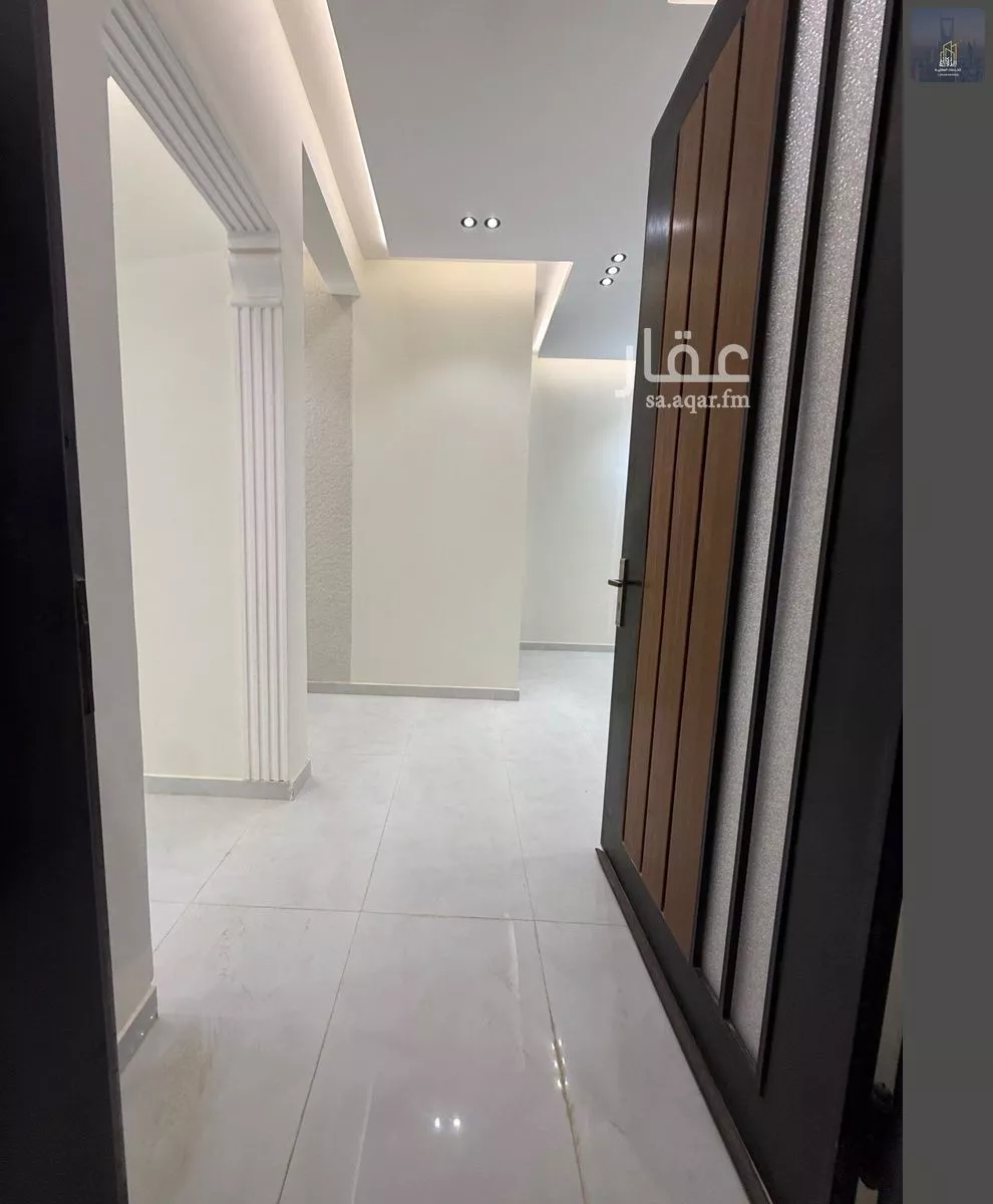 7 bedroom duplex in Al Janadriyah 8