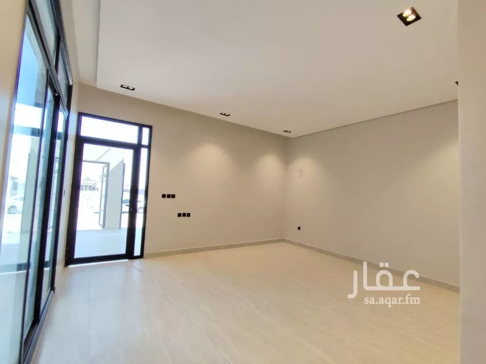 فيلا 5 غرف في الرمال 6