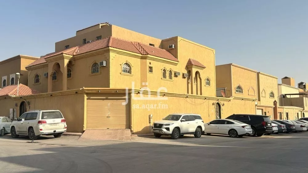25 bedroom villa in Al Yarmouk 4