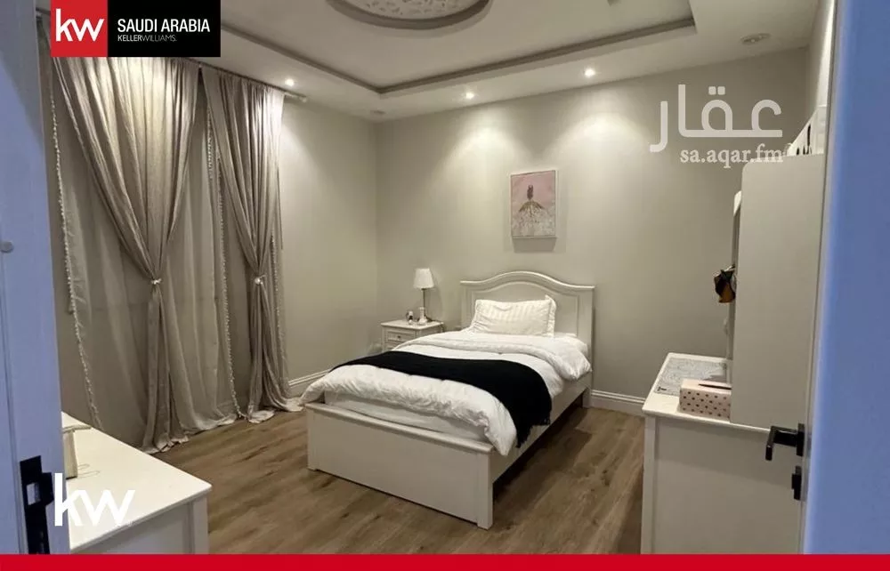 فيلا 9 غرف في العارض 22