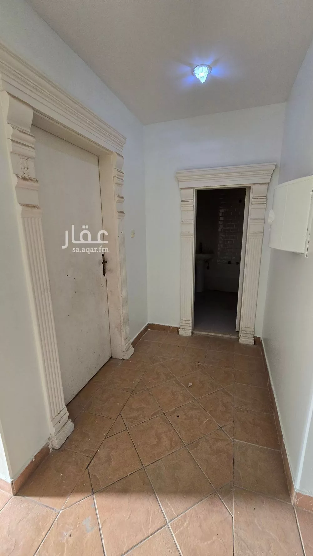 فيلا 5 غرف في المروج 22