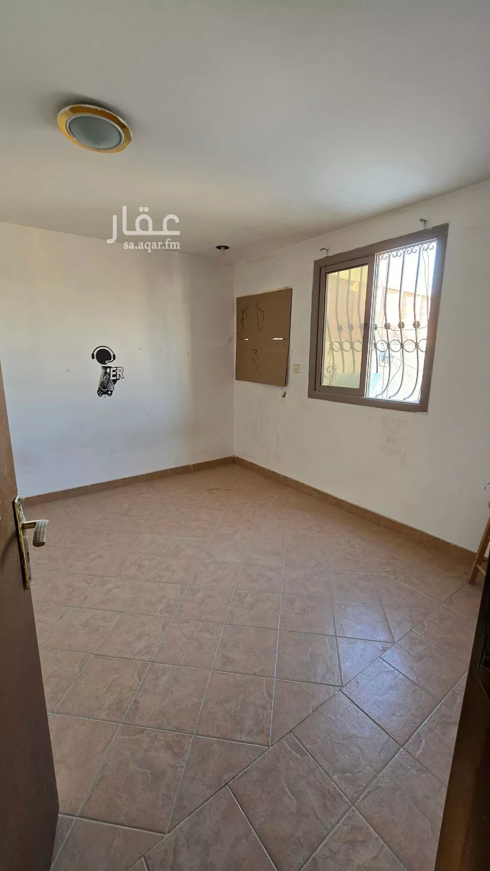 فيلا 5 غرف في المروج 23