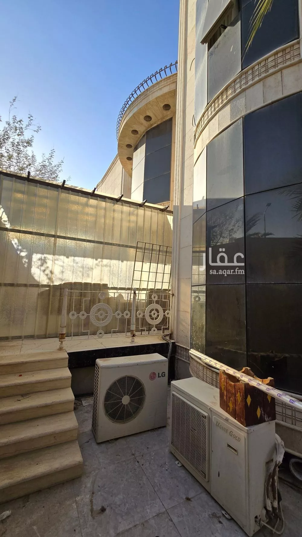 فيلا 5 غرف في المروج 25