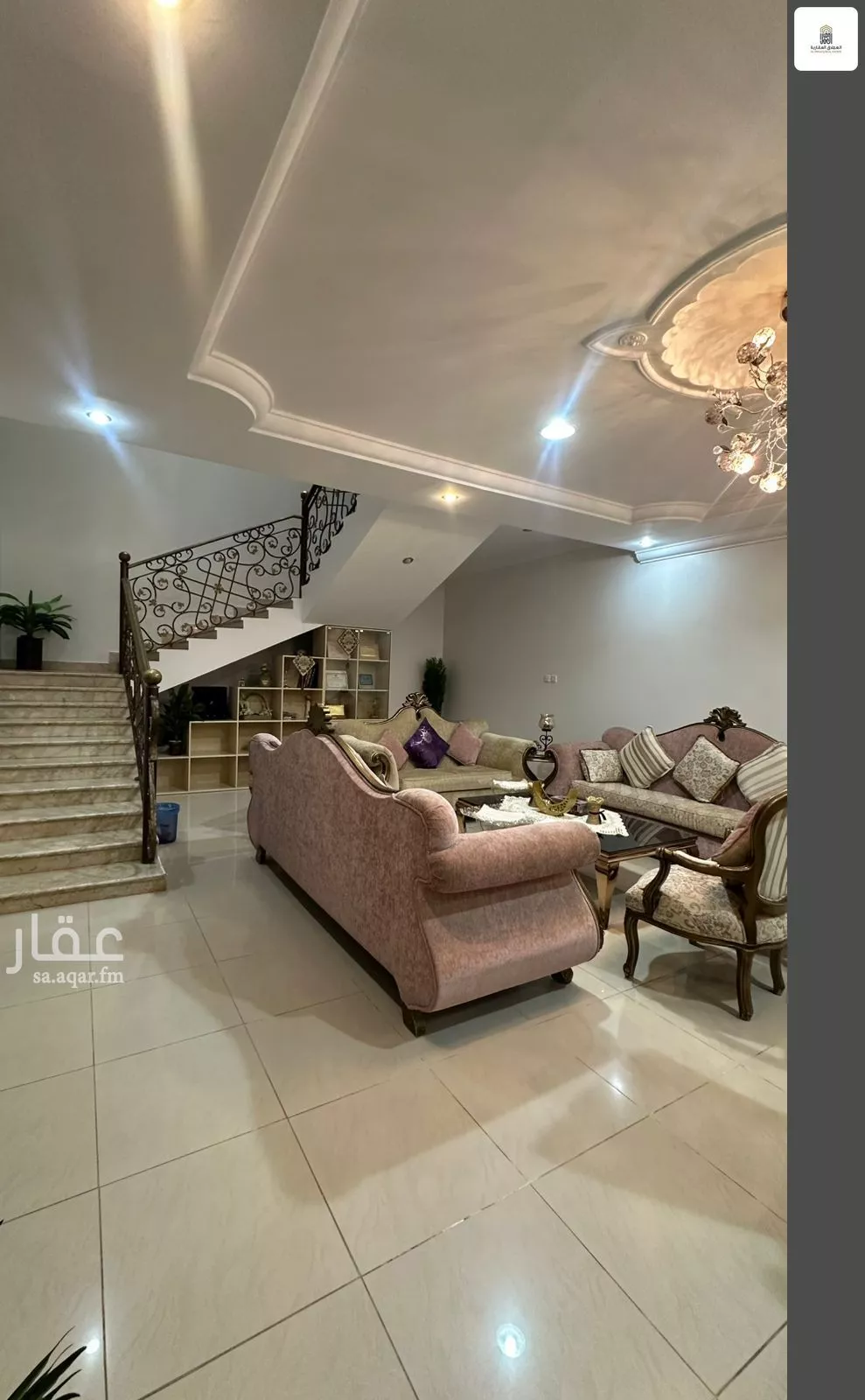 8 bedroom villa in Al Salam 3