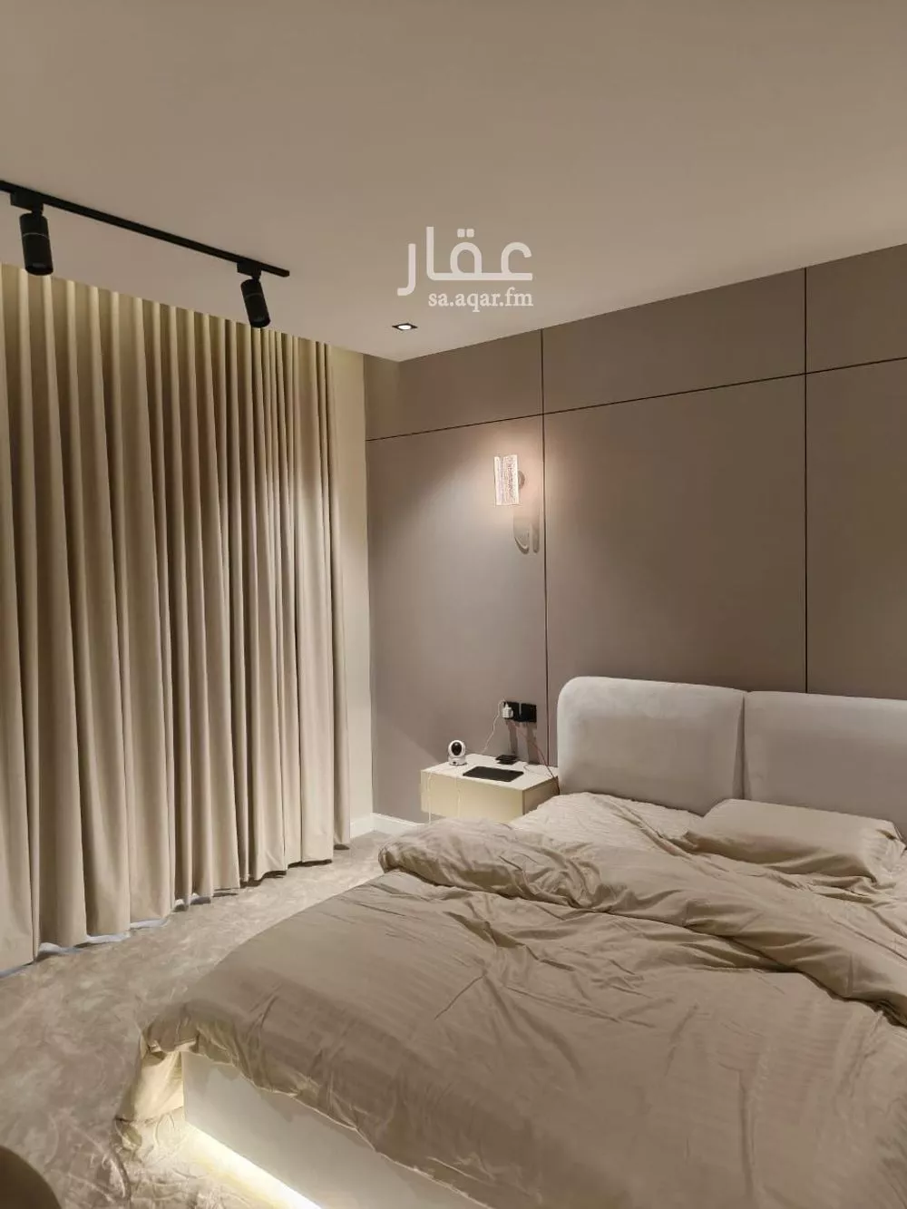 فيلا 8 غرف في الفلاح 8