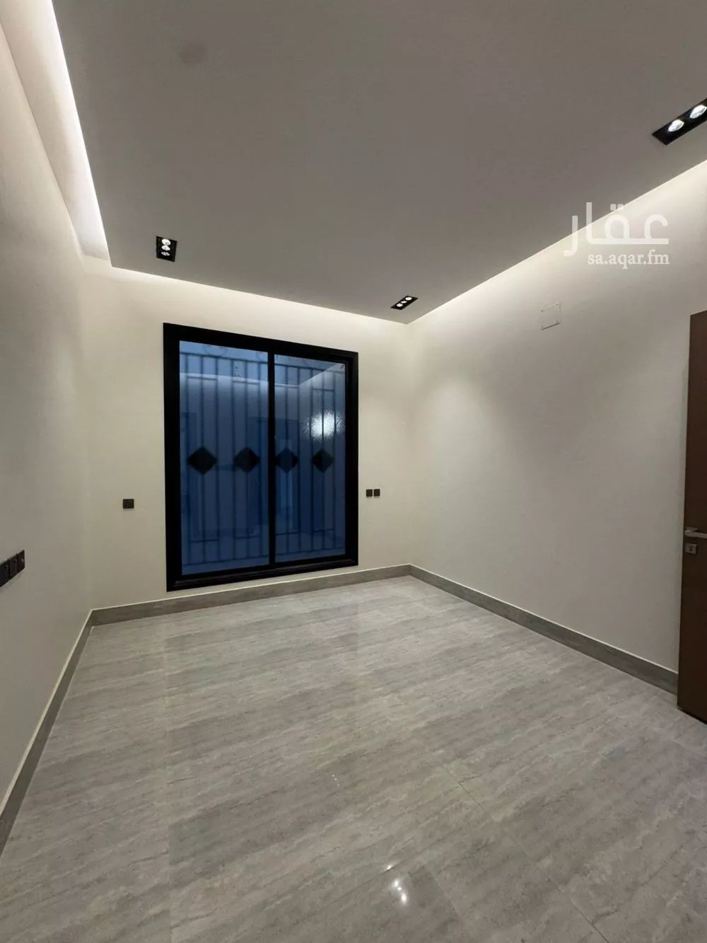 7 bedroom villa in Al Rimal 11