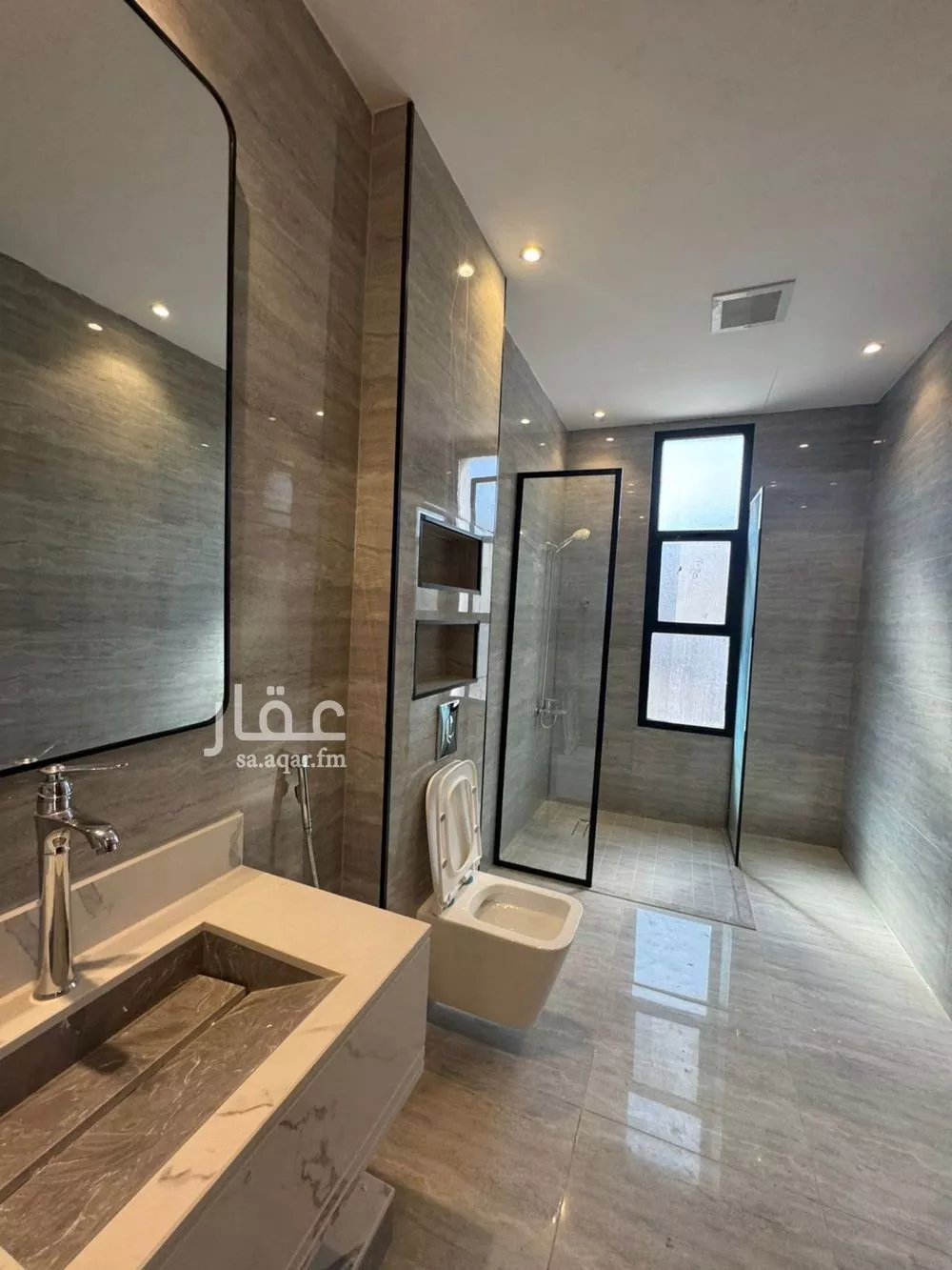 7 bedroom villa in Al Rimal 19