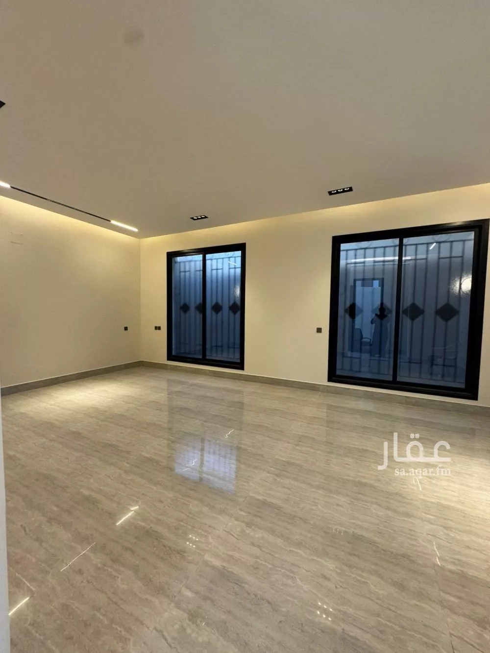 7 bedroom villa in Al Rimal 6