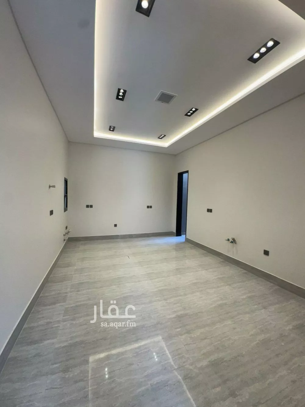7 bedroom villa in Al Rimal 7