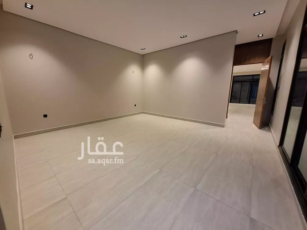 5 bedroom villa in Al Rimal 19