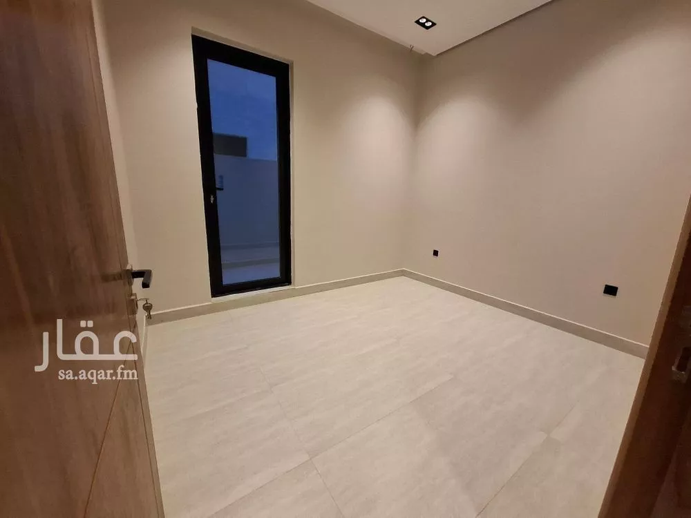 5 bedroom villa in Al Rimal 21