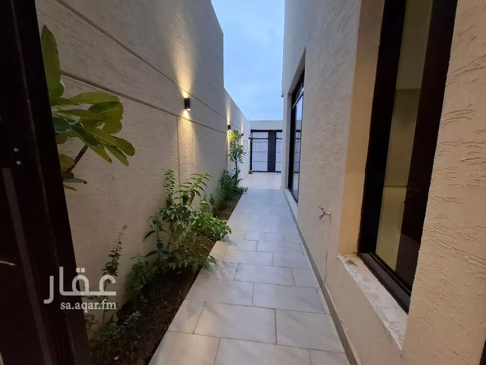 5 bedroom villa in Al Rimal 24