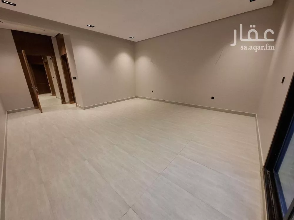 5 bedroom villa in Al Rimal 27