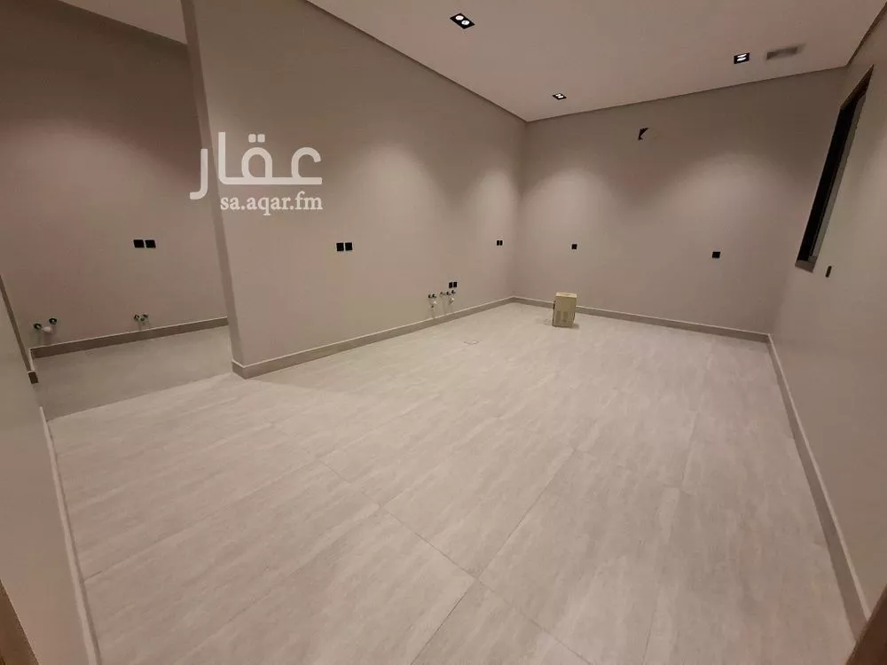 5 bedroom villa in Al Rimal 7