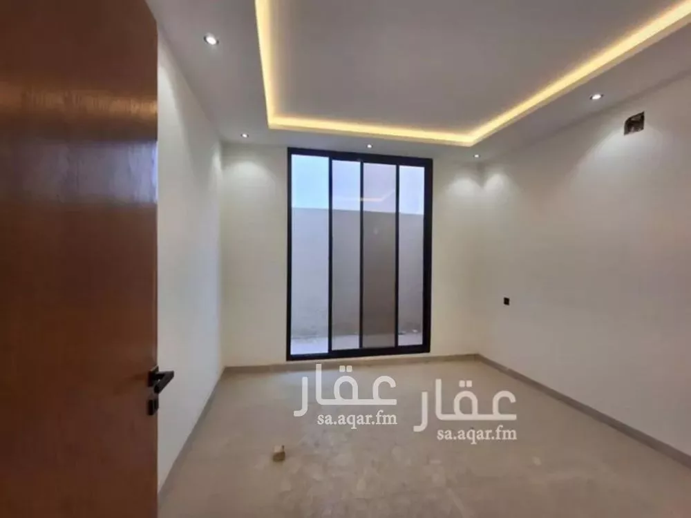فيلا 5 غرف في عكاظ 14