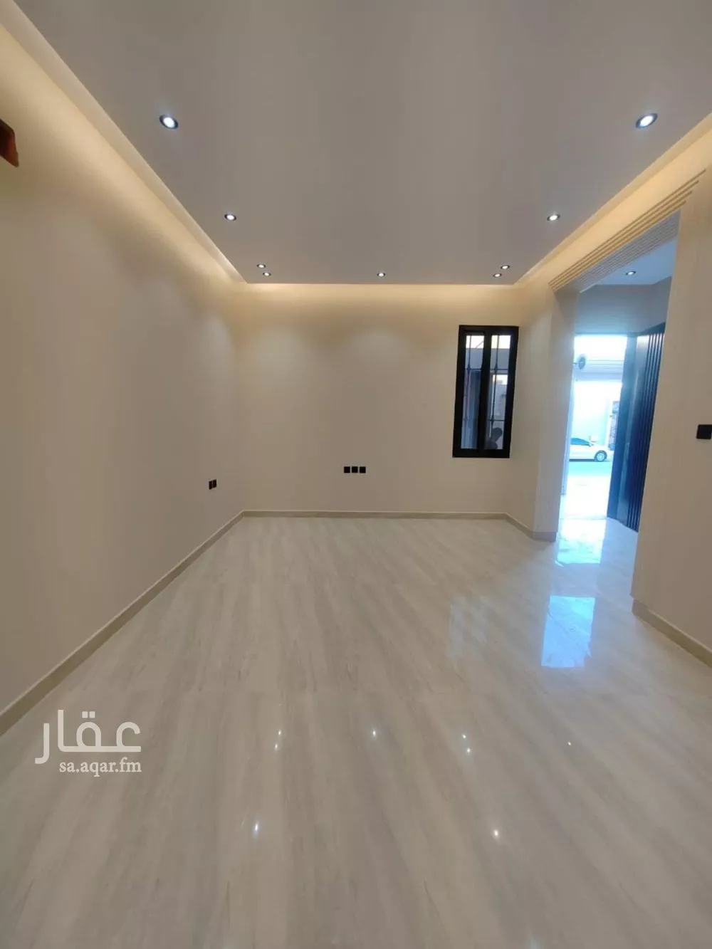 5 bedroom villa in Al Uraija Al Gharbiyah 4
