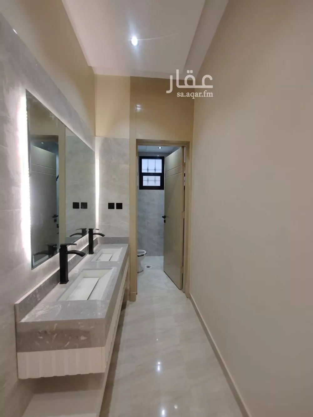 5 bedroom villa in Al Uraija Al Gharbiyah 6