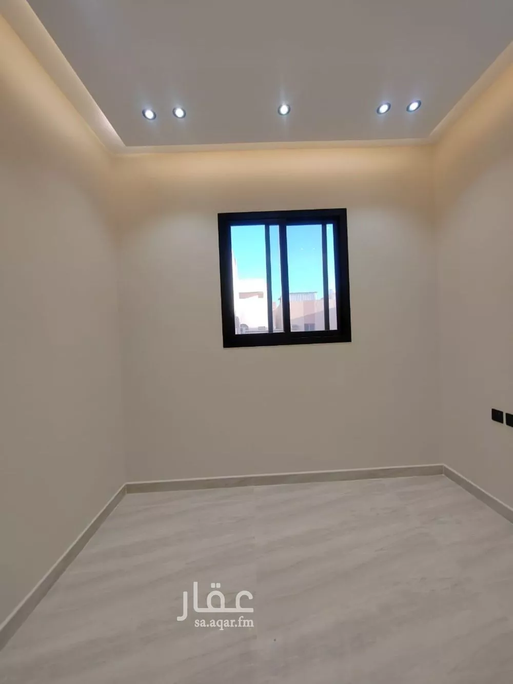 5 bedroom villa in Al Uraija Al Gharbiyah 9