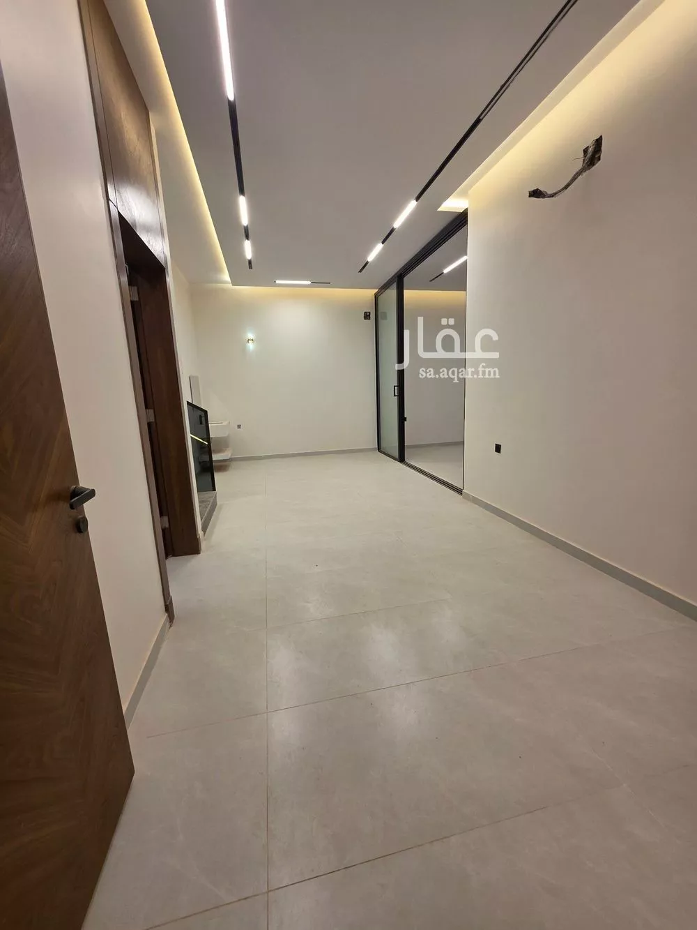 6 bedroom villa in Dhahrat Namar 8