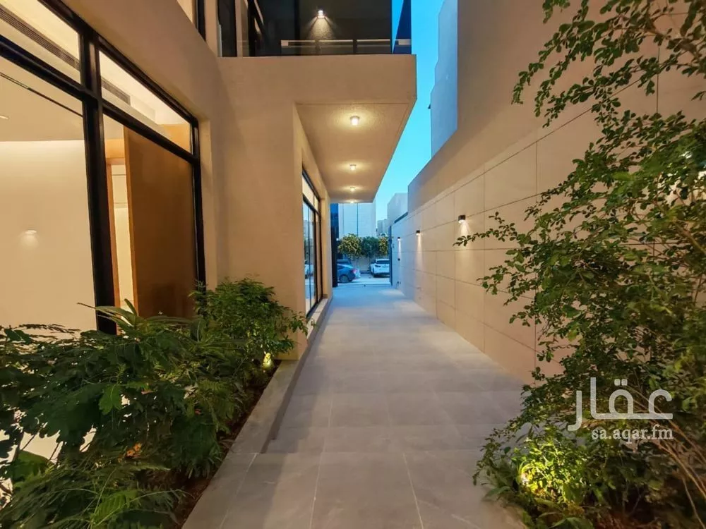 4 bedroom villa in Al Narjis 6